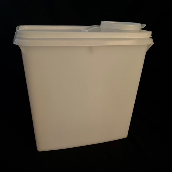 Vintage Tupperware Cereal Keeper 469/470/471 - Picture 2 of 5